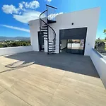 Neuve Piscine Privee וילה