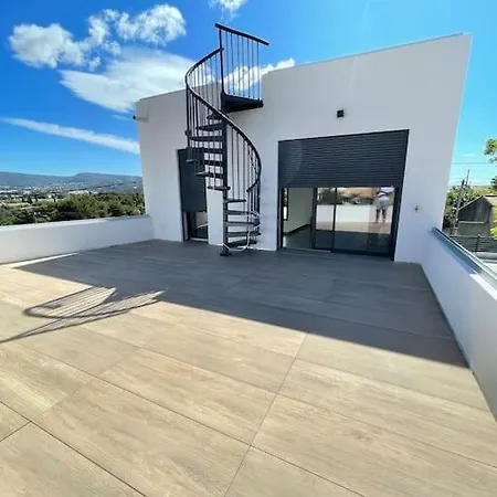 Neuve Piscine Privee Villa