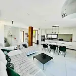 Neuve Piscine Privee Villa *