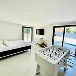 Neuve Piscine Privée Villa