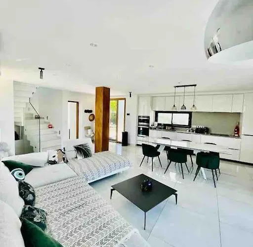 Neuve Piscine Privee Villa *